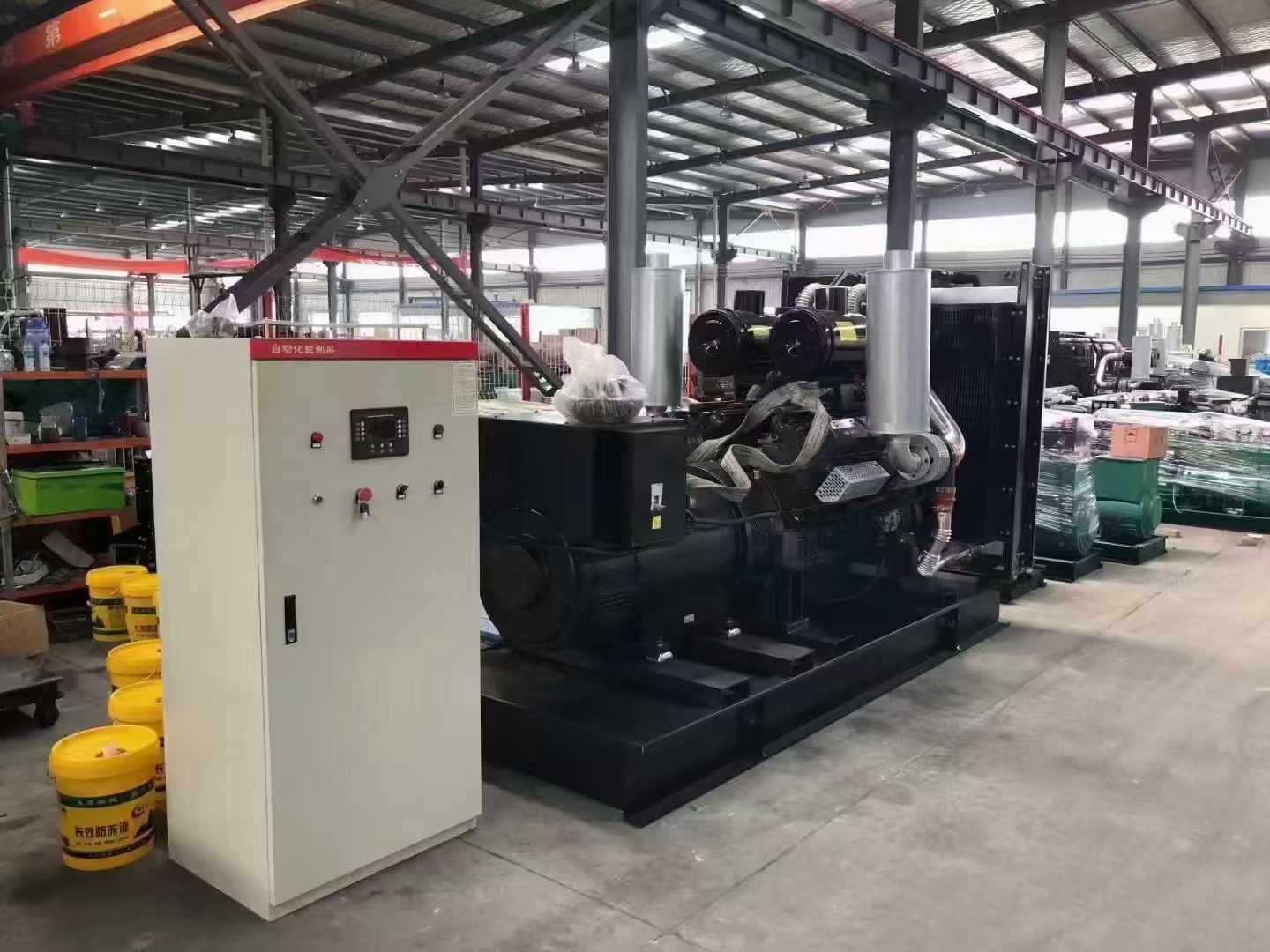 奎文柴油发电机运行时的噪音和振动水平如何？